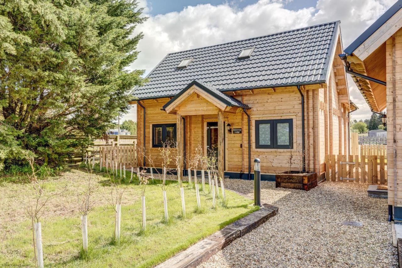 Buttercup Lodge Benson Экстерьер фото